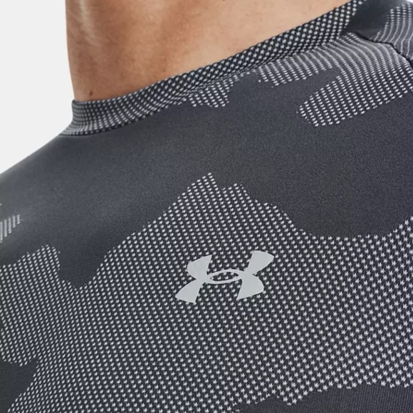 UNDER ARMOUR • Velocity Jacquard Short Sleeve Tee - Picture 4 of 5